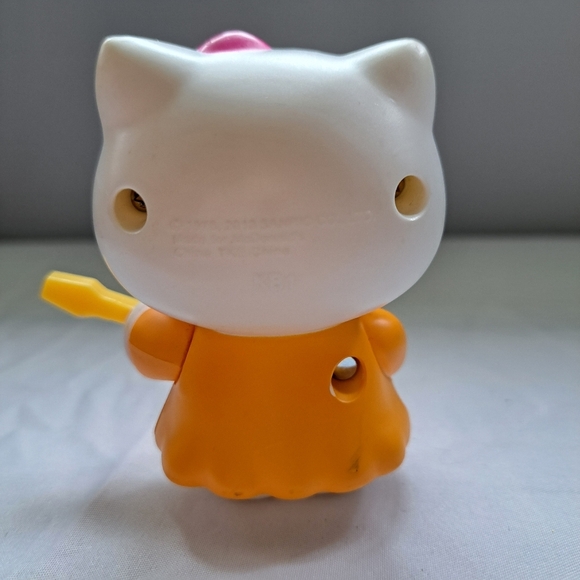 Hello kitty | McDonald's 2013 bobble toy - Picture 6 of 7